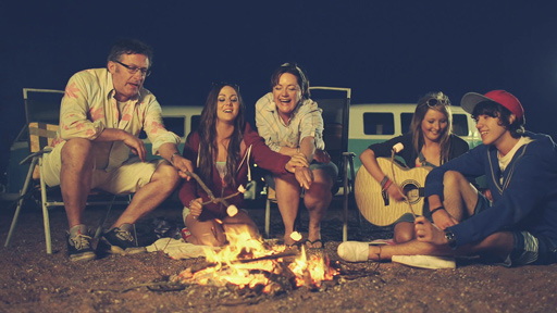 Nicki French with new UK Band Club 2Gethr. Photograph courtesy of caravantimes