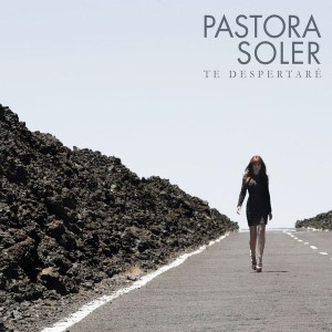 Te despertaré - Pastora Soler's new song. Photograph courtesy of IloveMusicPop.com