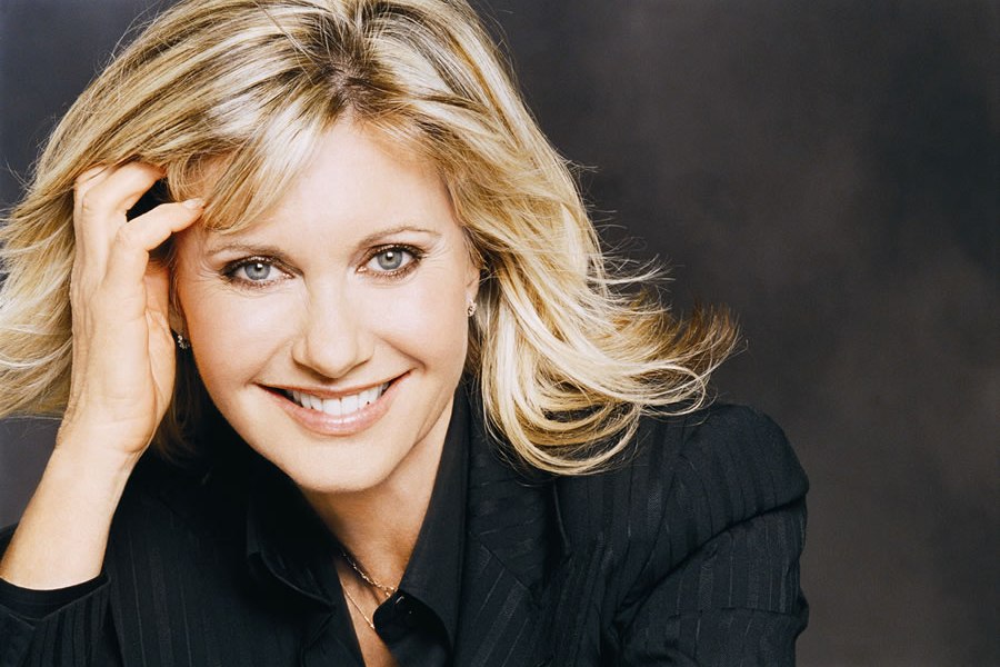 Olivia Newton John. Photograph courtesy of www.musiccorner.gr