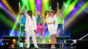 Dr Alban and Jessica.  Photo Olle Kirchmeir/SVT