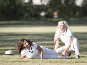 Carola's Cricket Accident. Photographer: Olle Sporrong