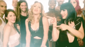 Mei Finegold 'Sweet Harmony'. Photo : YouTube