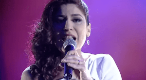 Rezarta Smaja – Me rrembe. Photo : RTSH