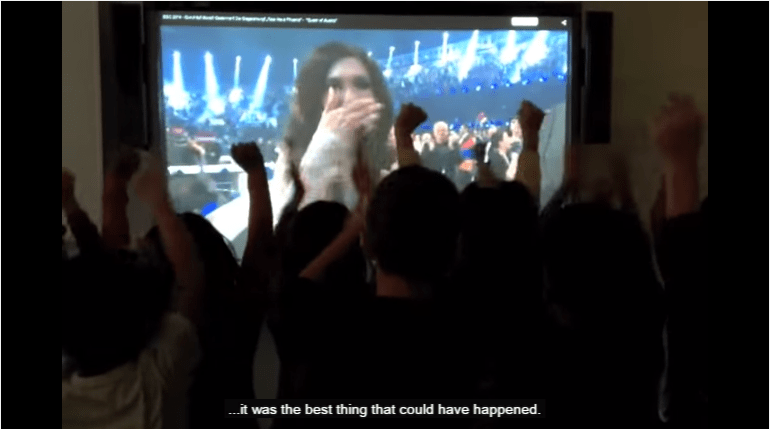 Conchita Inspires Children into #BuildingBridges. Photo : YouTube