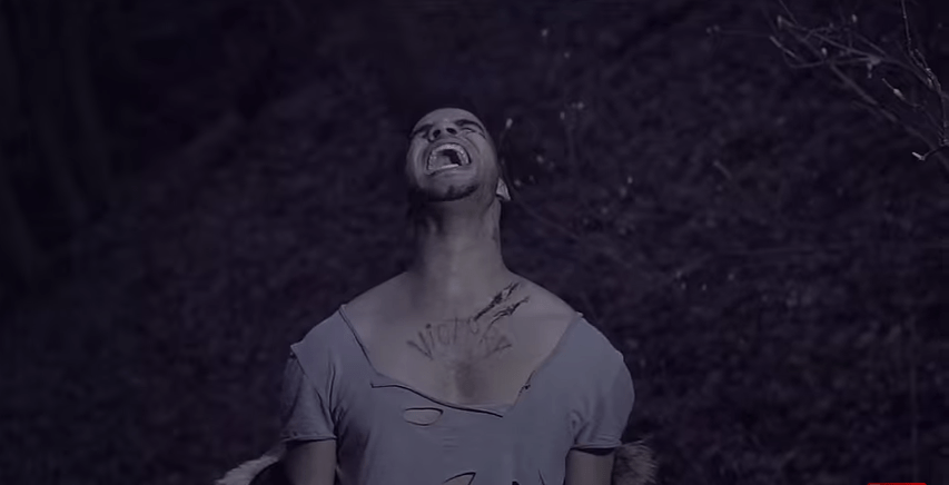 Andras Hallay Saunders - Victory. Photo : Victory