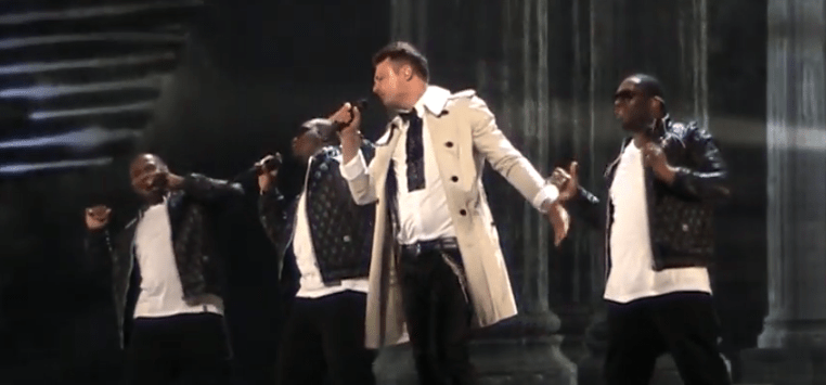 Daniel at Rehearsals . Photo : MRT