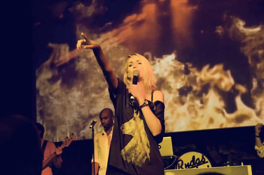 Ramona Nerra on Stage